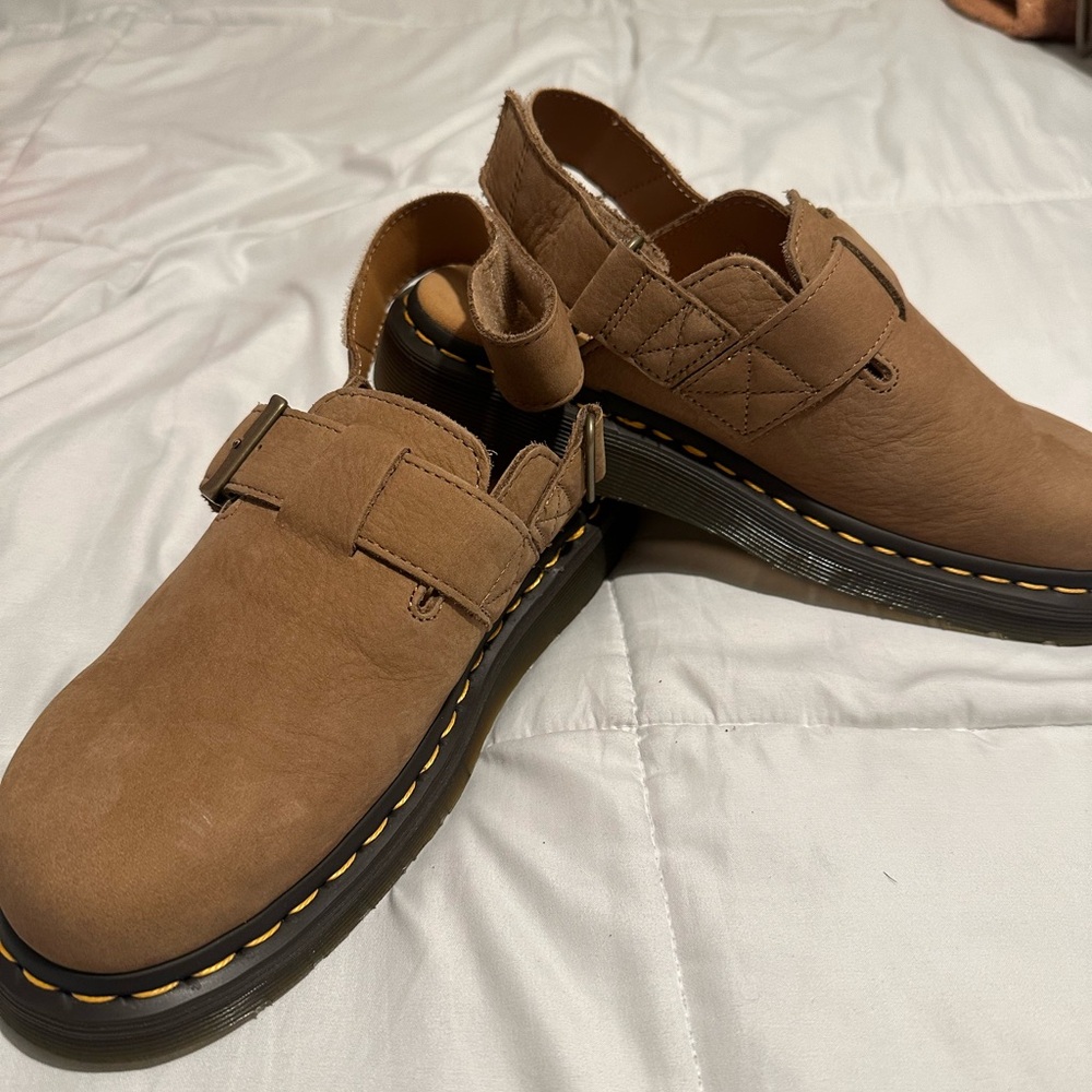 Dr. Martens Jorge II Clogs